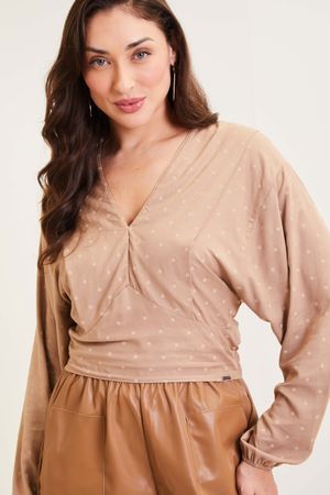 Blusa Feminina Estampa de Poá Marialícia  Marrom Claro