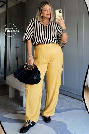 Calça Feminina Cargo Creponada Marialícia Amarelo