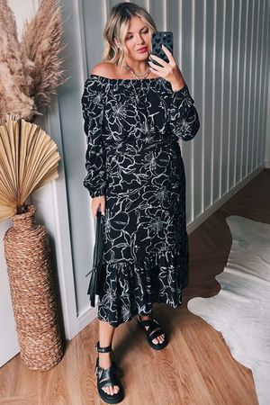 Blusa Feminina Estampada Flores Marialícia Preto