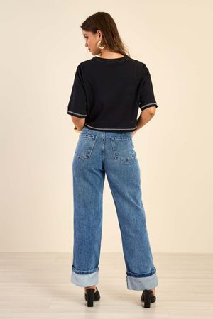 T-Shirt Feminina Cropped Marialícia Preto