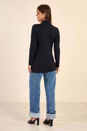 Blusa Feminina Assimétrica Com Botões Marialícia Preto