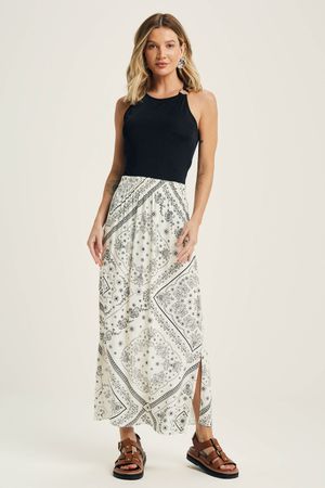 Body Feminino Malha Gloss Com Argola Marialícia Preto