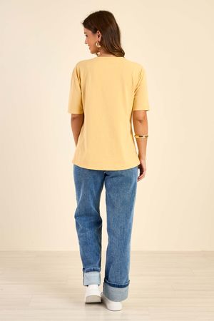 T-Shirt Feminina Flores Marialícia Amarelo